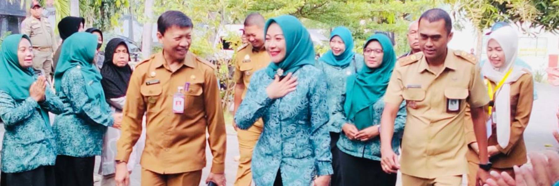 TIM JURI PENILAI LOMBA EVALUASI PERKEMBANGAN KELURAHAN